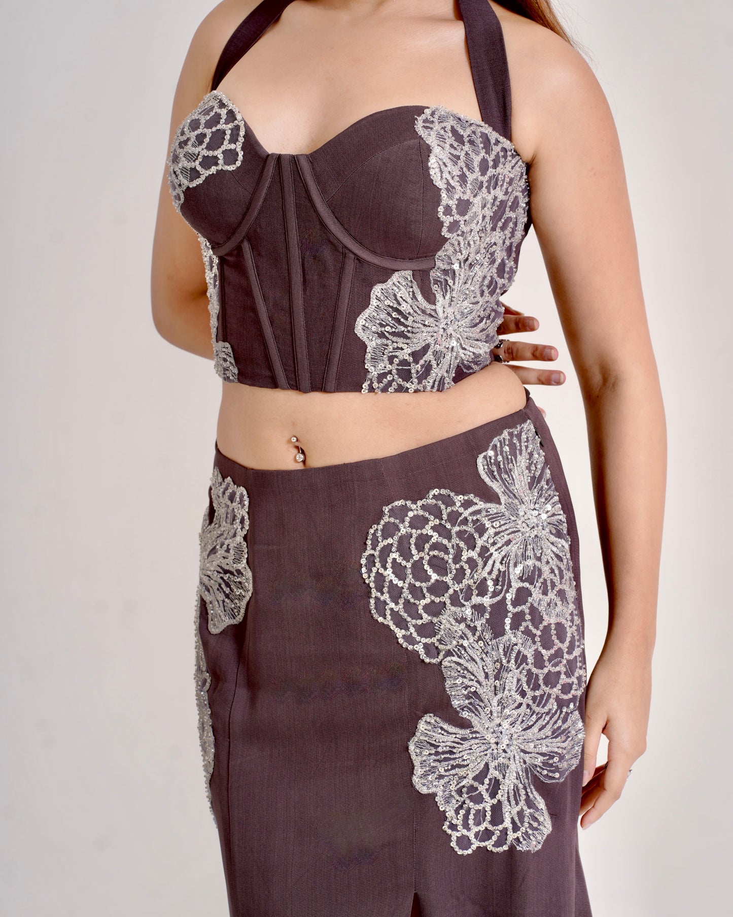 Spill Hand-Embroidered Set