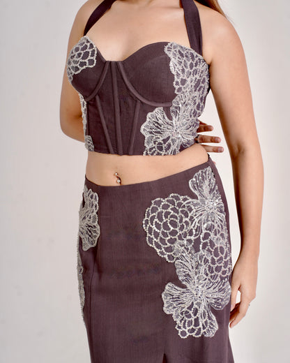 Spill Hand-Embroidered Set